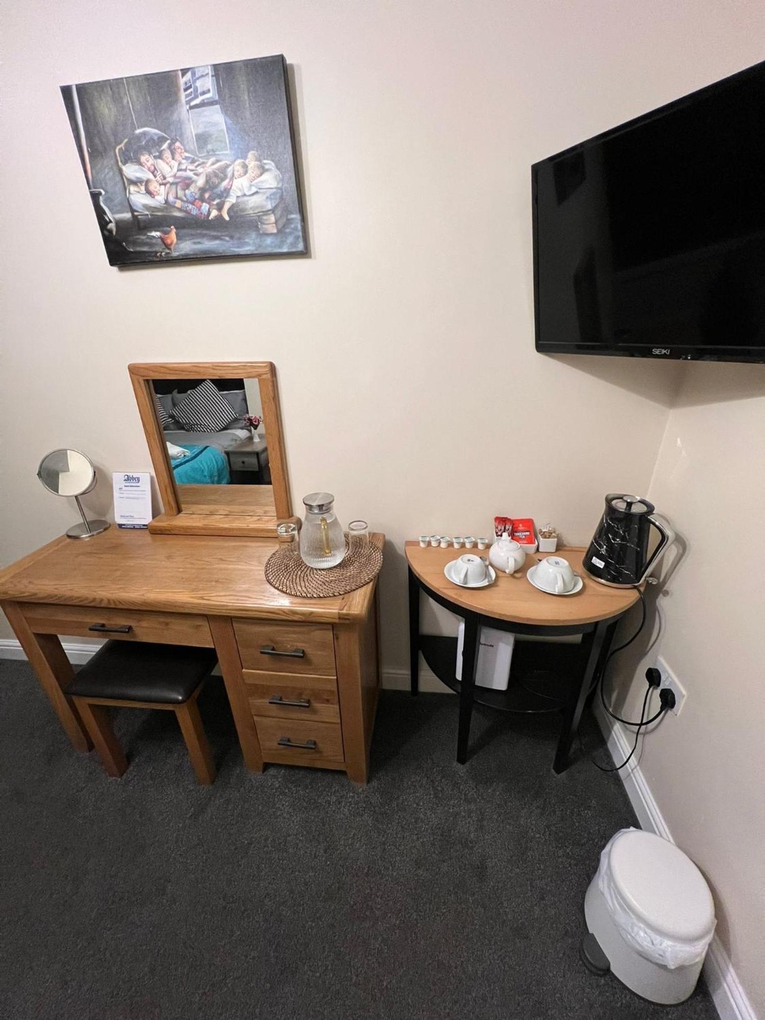 Abbey Holiday Accommodation Уитби Екстериор снимка