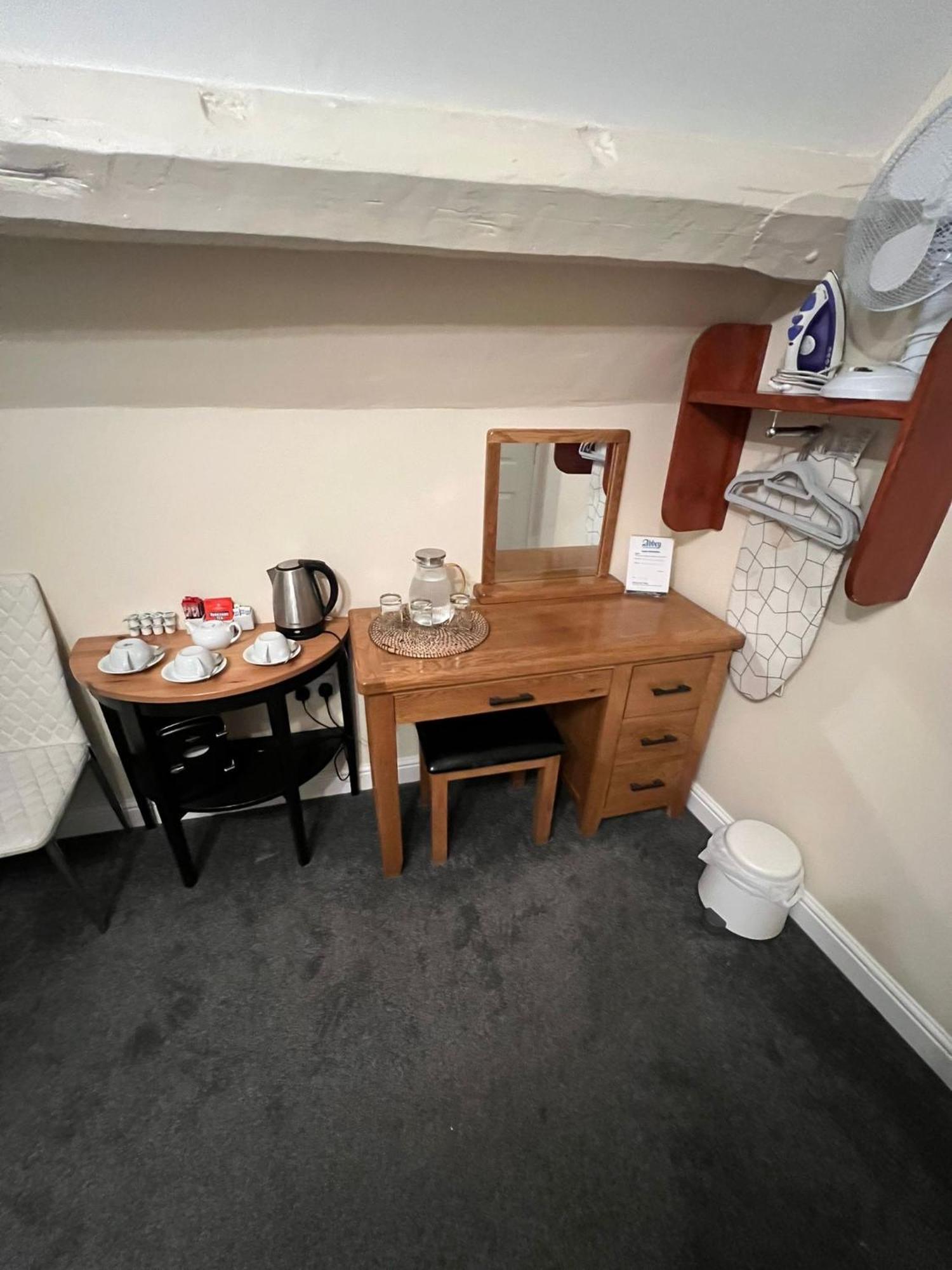 Abbey Holiday Accommodation Уитби Екстериор снимка