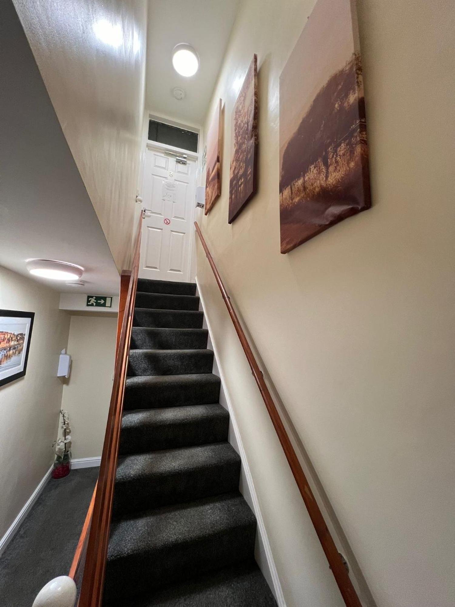 Abbey Holiday Accommodation Уитби Екстериор снимка