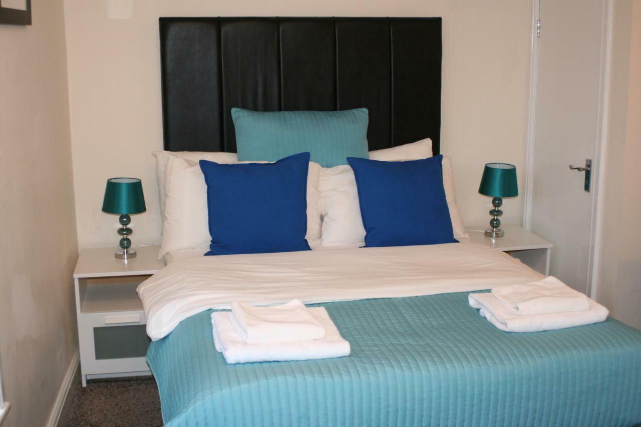 Abbey Holiday Accommodation Уитби Екстериор снимка